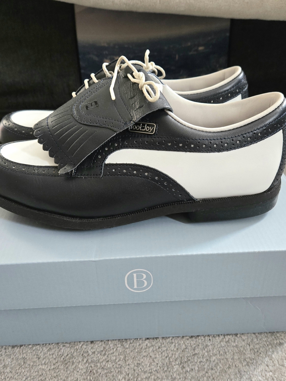 Footjoy Women's Two-Tone Black and White Leather Shoes Size US 7.5 - Picture 1 of 10